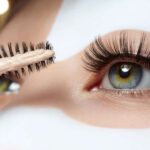 Mascara-Base zaubert Mega-Wimpern: Volumen statt künstlicher Büschel sorgt für natürlichen Effekt